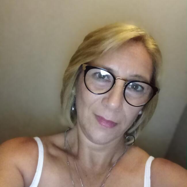 Niñera en Fray Luis A. Beltrán: Maria graciela
