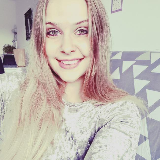 Babysitter in Pont-Sainte-Marie: Audrey