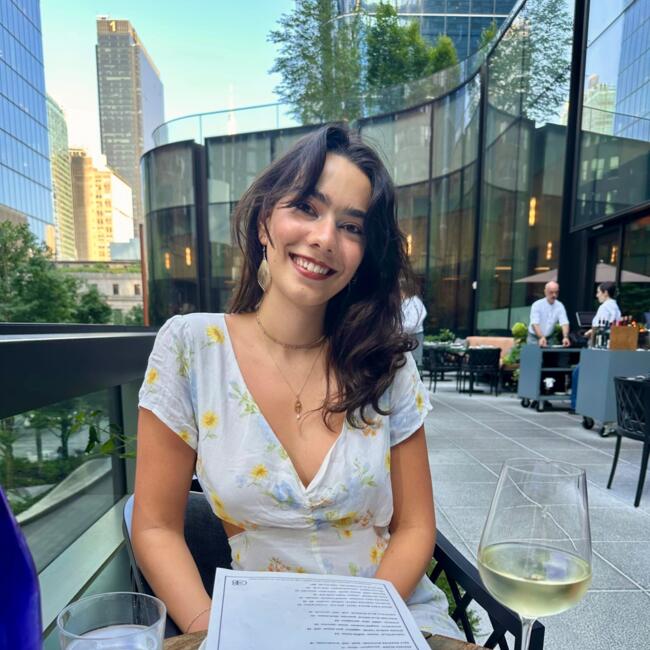 Oppas in Den Haag: Yara