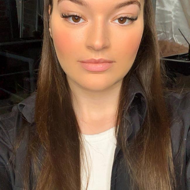 Babysitter in Charleroi: Lya