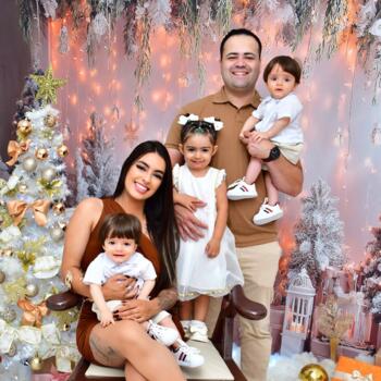 Emprego de babá em Caldas Novas: emprego de babá Melissa