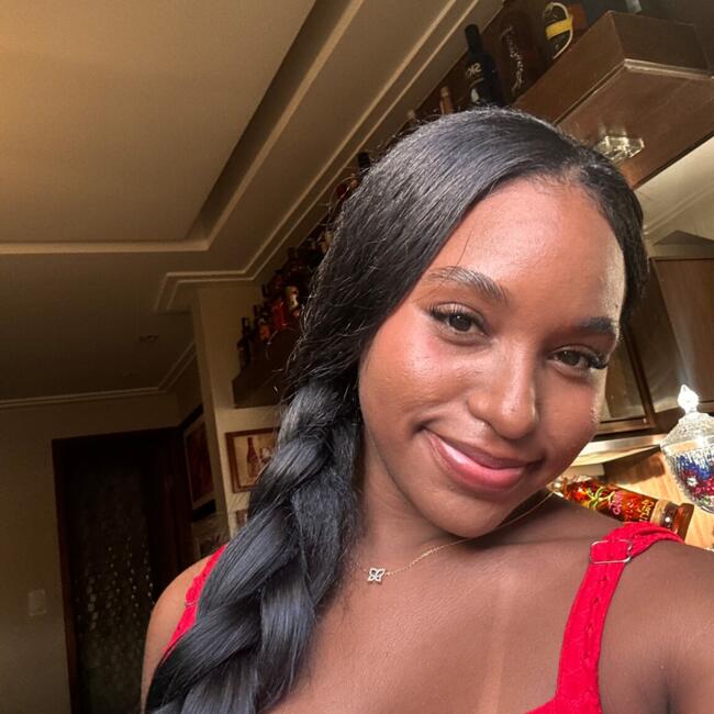 Babá em Salvador: Sther