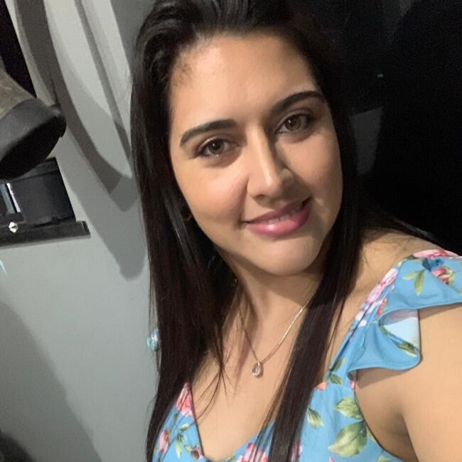 Babysitter in Curitiba: Gessica