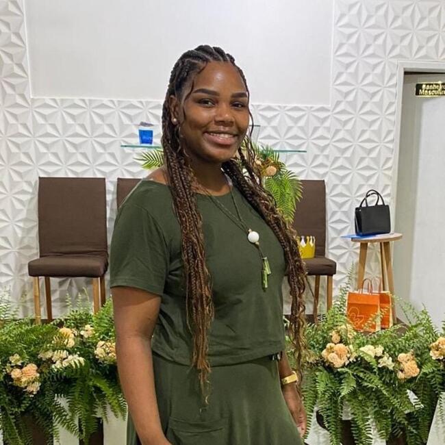 Babysitter in Campos dos Goytacazes: Alice