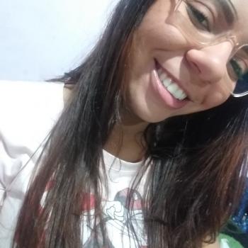 Babá em Betim: Giovanna