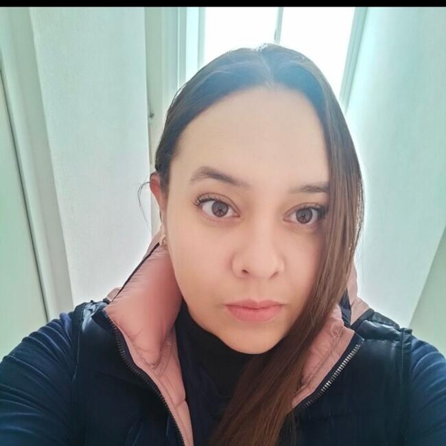Babysitter in San José Chavarría: Mariana