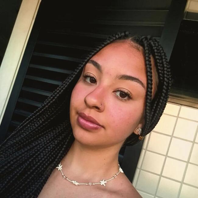 Babysitter in Rio Claro: Nicolly