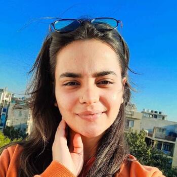 Nanny in Toulouse: Khushi