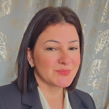 Childminder in Pêra: Cristiane