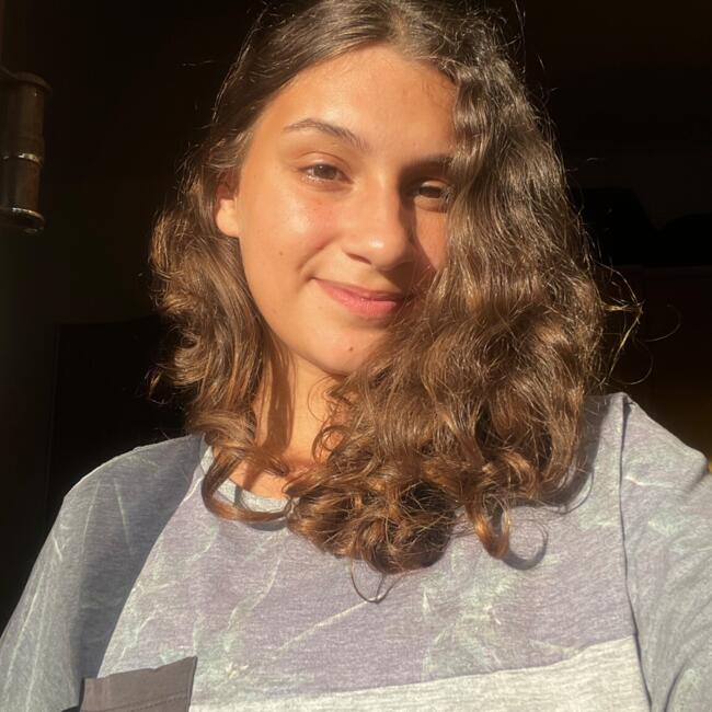 Babá em Curitiba: Thayná