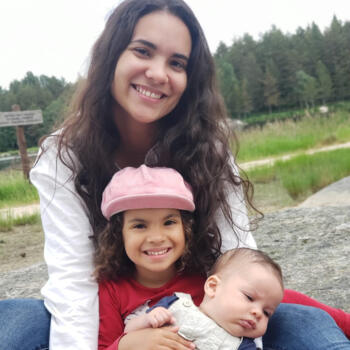 Babysitter Paredes: Mariana