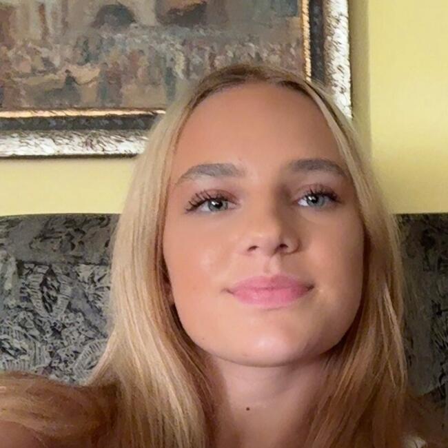 Babysitter in Wiesbaden: Laura