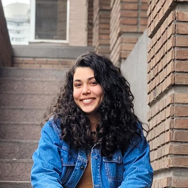 Babysitter στην περιοχή Cacém: Geovanna