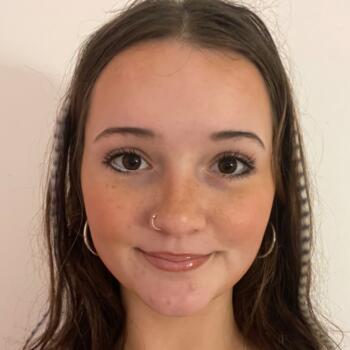 Babysitter Sunshine Coast: Syrocco