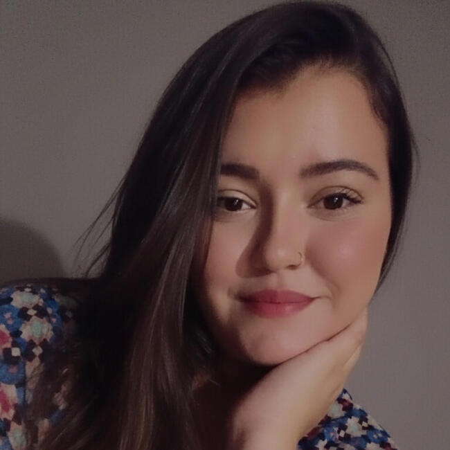 Babysitting job in Aparecida de Goiânia: Nathalia Araujo