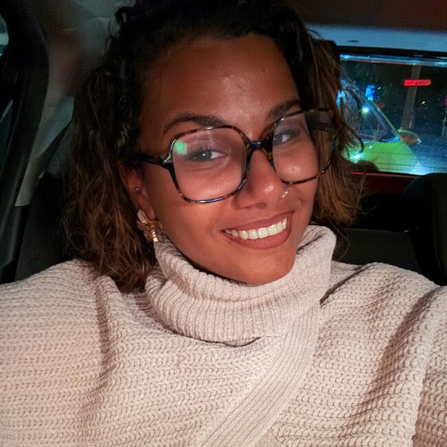 Babysitter in Lyon: Shaeena