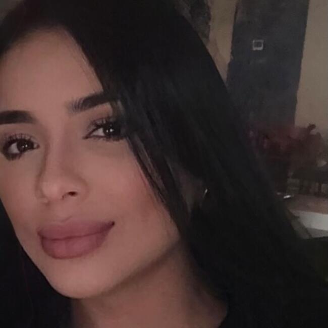 Babysitter in Fréjus-Plage: Angelina