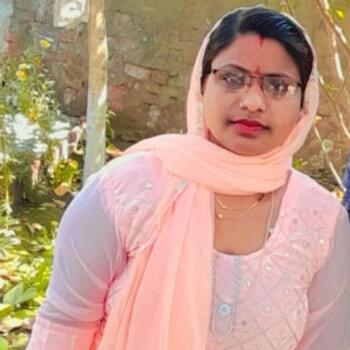 Babysitter in Gurugram: Rani