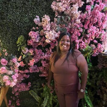 Babysitter in Mesquita: Tatiana