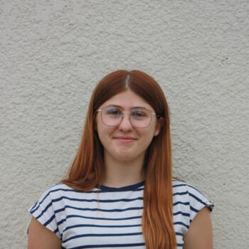 Babysitter in Nérac: Emma