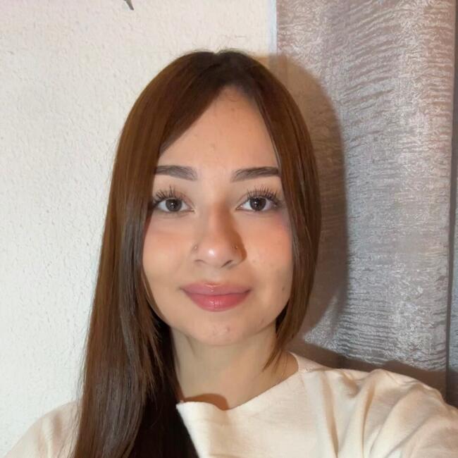 Babysitter in Madrid: Camila