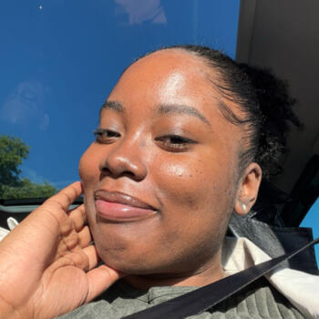 Babysitter in Villiers-le-Bel: Léanne