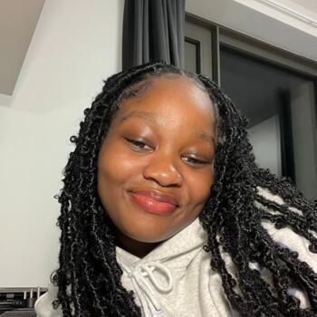 Babysitter Leicester: Grace