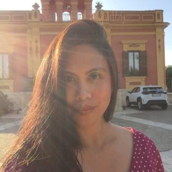 Babysitter em Porto: Suzi