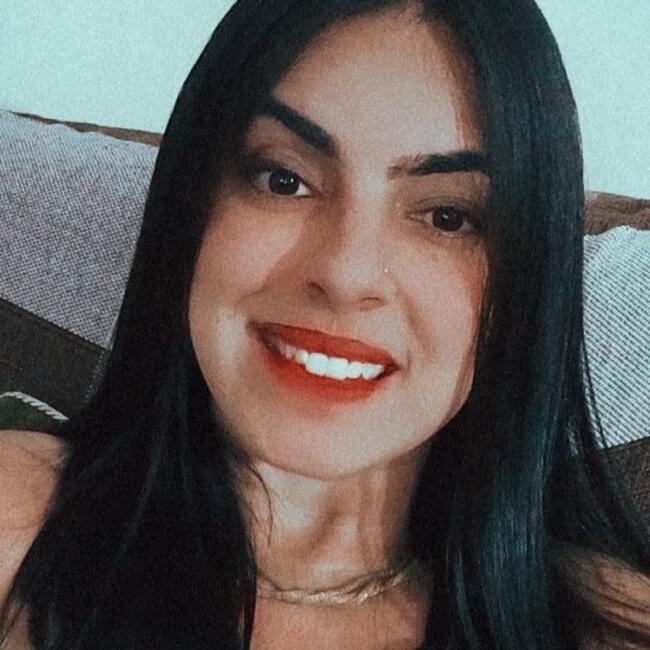 Babysitter in Varginha: Gabriella Ruy Dutra 