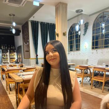 Babysitter in Chelles: Melyana