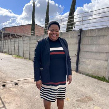 Nanny Somerset West: Synthia