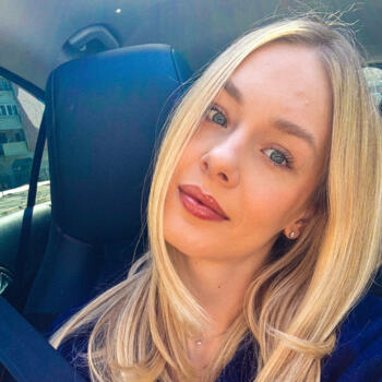 Varuška v Ljubljana: Tia