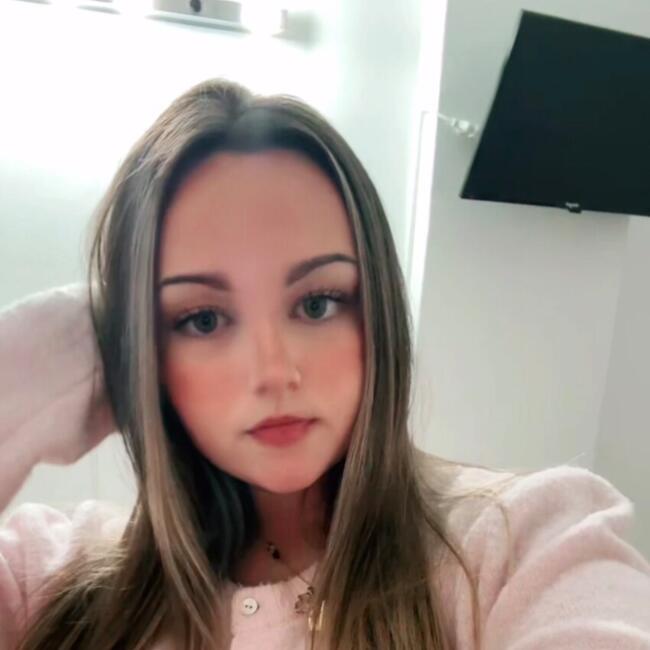 Canguro en Martorell: Lucia Pecinos