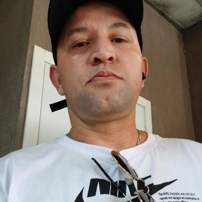 Babysitting job in Piraquara: Cleberson Ribeiro