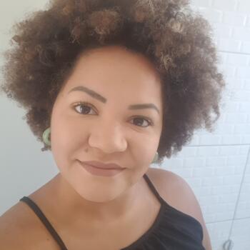 Babysitter Itaboraí: Mônica