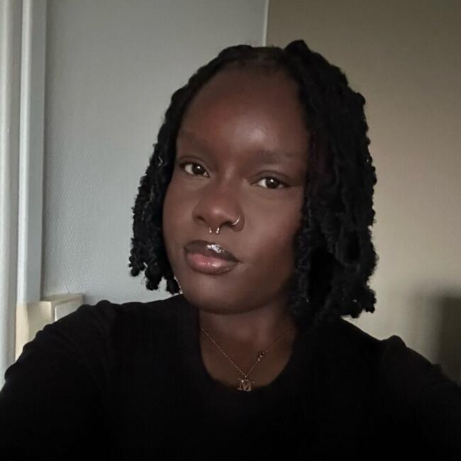 Babysitter in Limoges: Marie laure