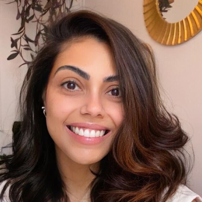 Babysitter em Lisboa: Thauane