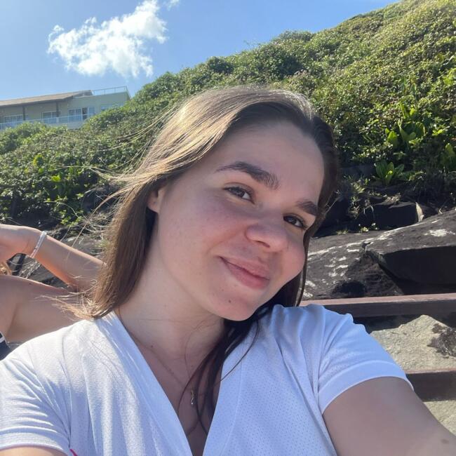 Babysitter in Florianópolis: Maria