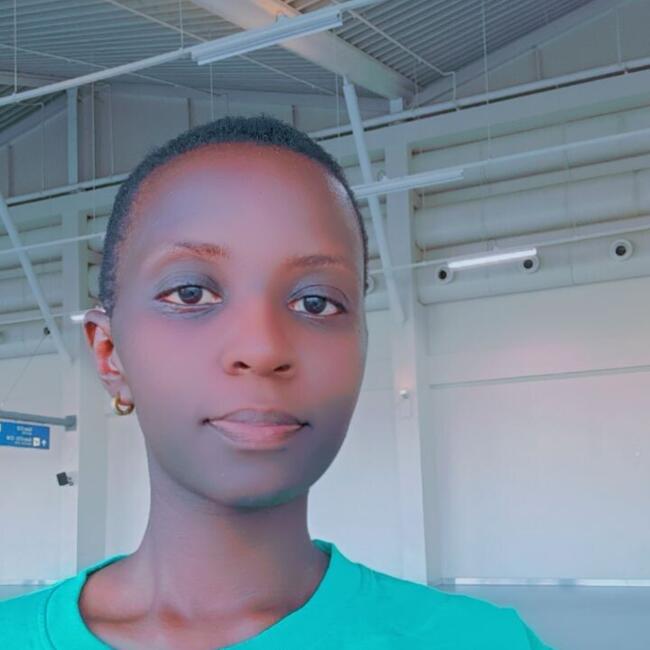 Babysitter in Sharjah city: Stella