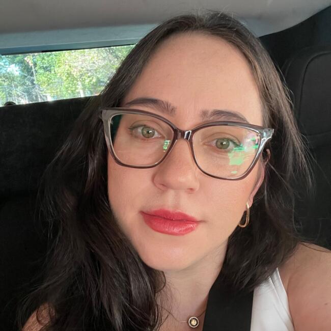 Babysitting job in São Paulo (São Paulo): Yara