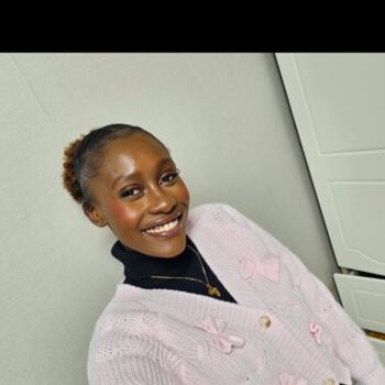 Babysitter in Seoul: Joy