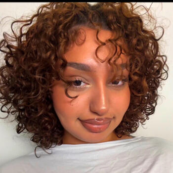 Babysitter in Köniz: Sevda