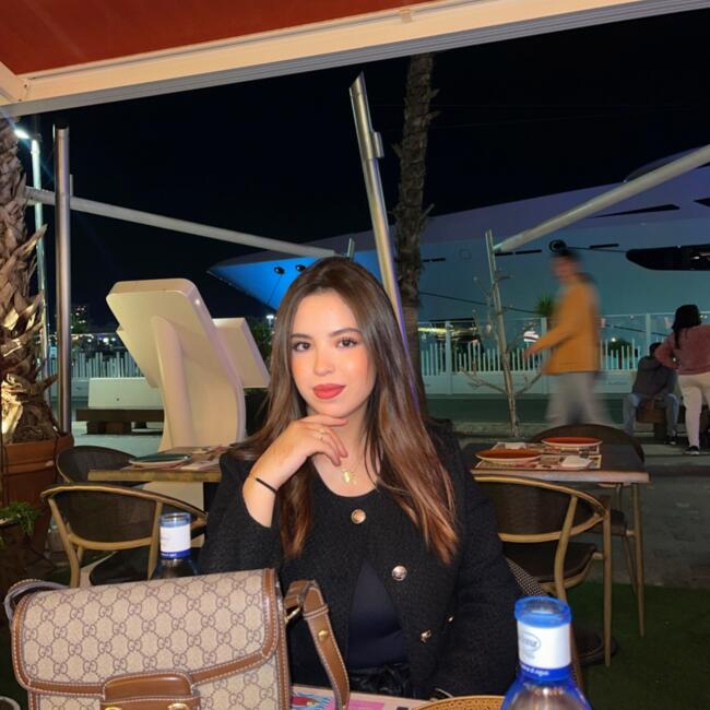 Nanny in Málaga: Dunia