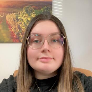Babysitter in Bingen am Rhein: Verena
