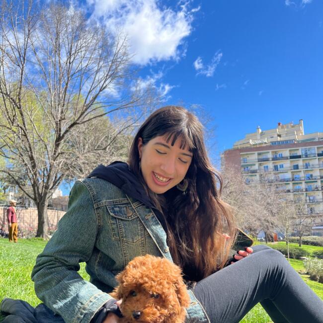 Babysitter in Madrid: Uma Sol