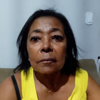 Babá Rio de Janeiro: Célia Machado