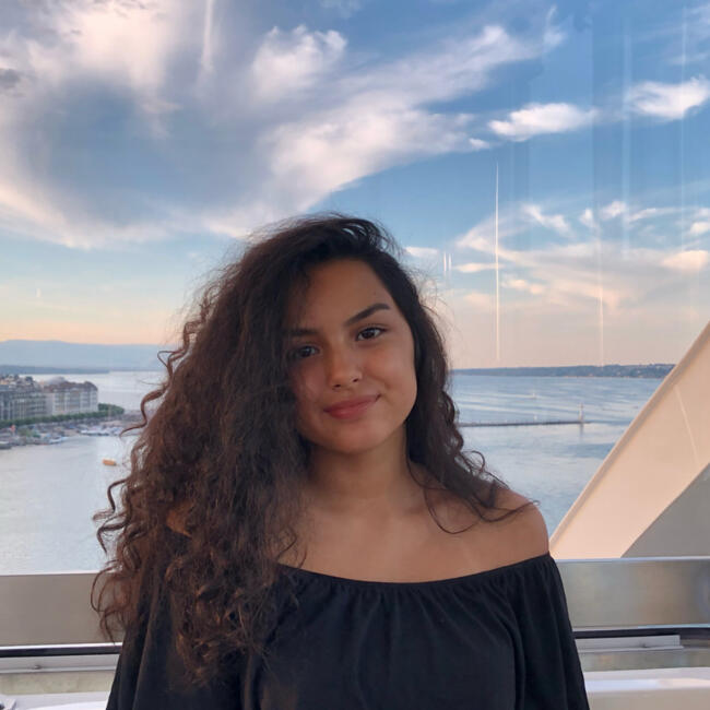 Babysitter in Chêne-Bougeries: Jessica