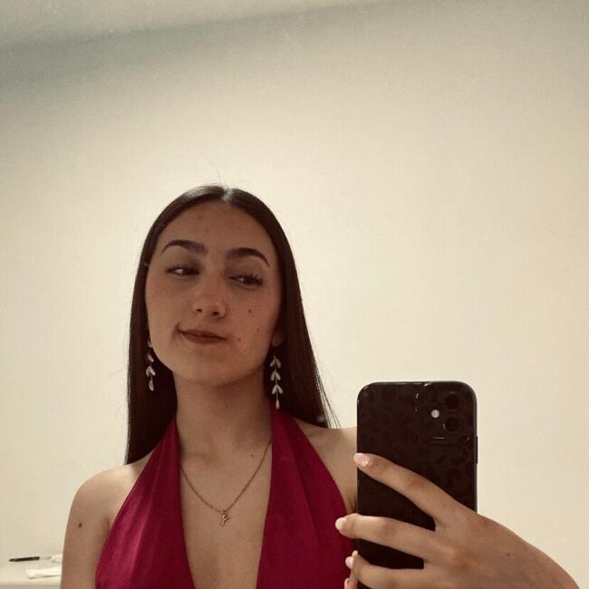 Canguro en La Solana: Yandira