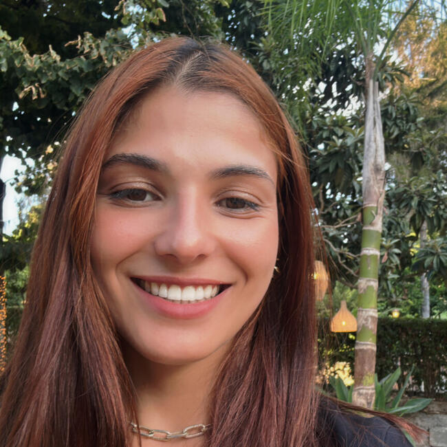 Babysitter in Rome: Francine