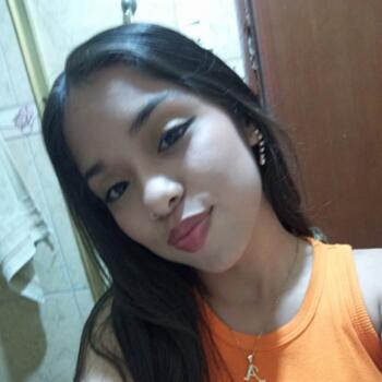 Babysitter in La Perla: Ana